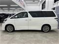 2013 Toyota Vellfire