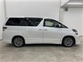 2013 Toyota Vellfire