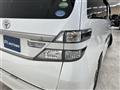 2013 Toyota Vellfire