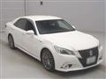 2013 Toyota Crown Hybrid