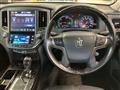 2013 Toyota Crown Hybrid
