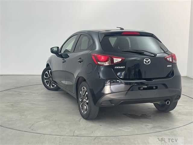 2015 Mazda Demio