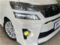 2013 Toyota Vellfire