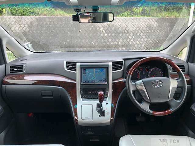 2014 Toyota Vellfire