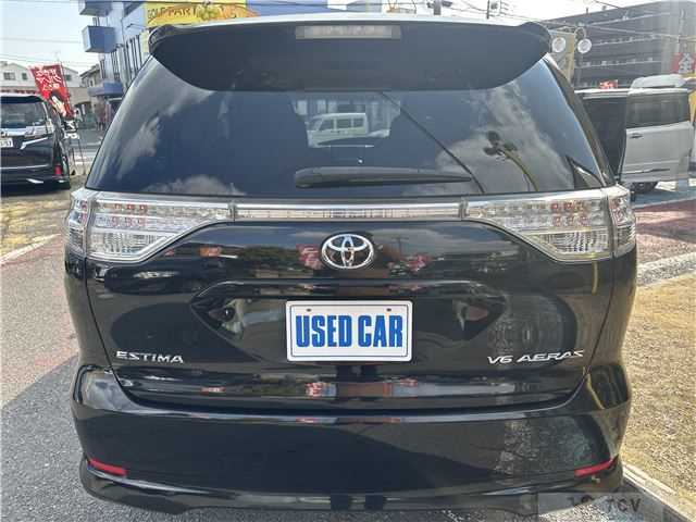 2013 Toyota Estima