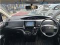 2013 Toyota Estima