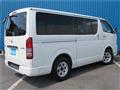 2005 Toyota Hiace Van