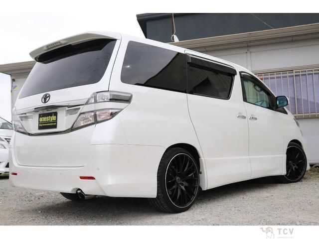 2012 Toyota Vellfire