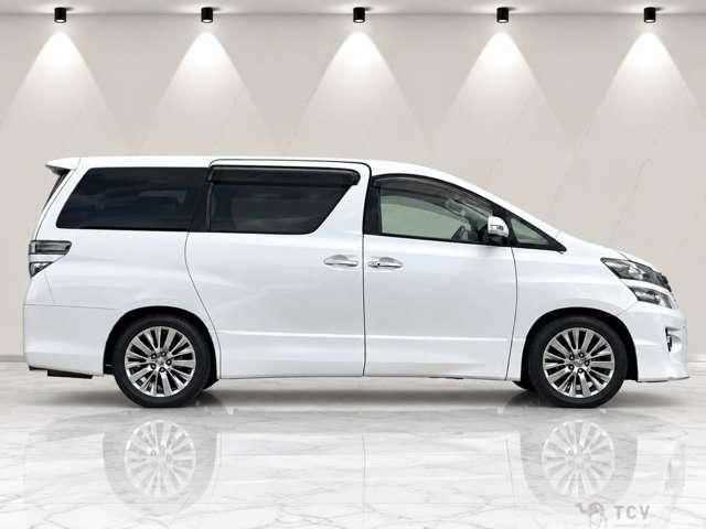 2013 Toyota Vellfire