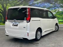 2014 Toyota Noah