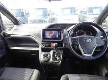 2014 Toyota Voxy