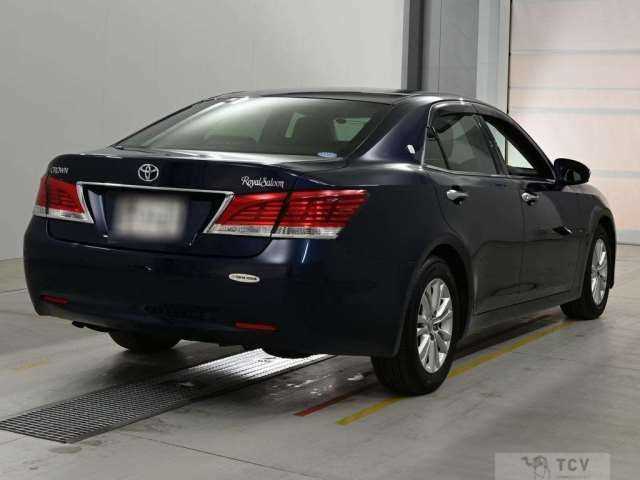 2015 Toyota Crown