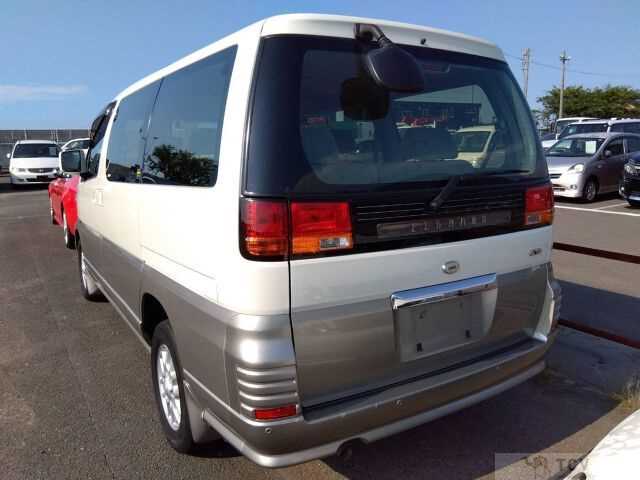2001 Nissan Elgrand