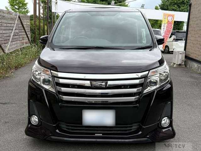 2015 Toyota Noah