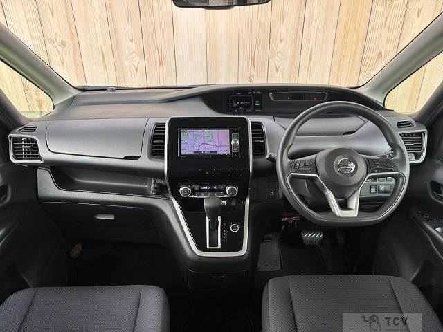 2017 Nissan Serena