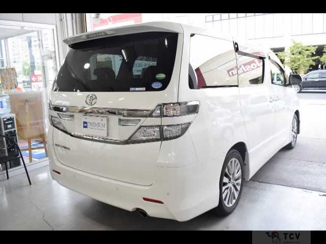 2013 Toyota Vellfire