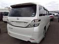 2010 Toyota Vellfire