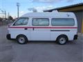 2003 Nissan Caravan