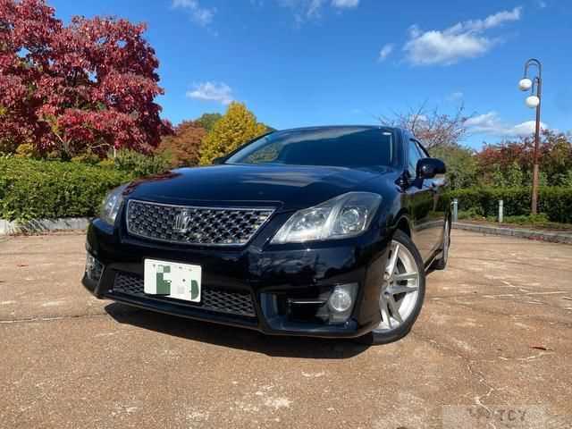 2012 Toyota Crown