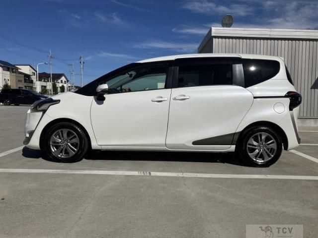 2017 Toyota Sienta