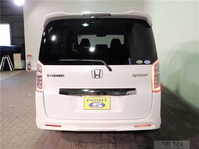 2013 Honda Step WGN