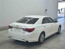 2016 Toyota Mark X