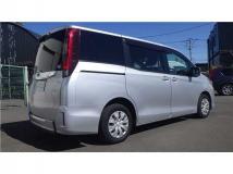 2015 Toyota Noah