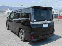 2016 Toyota Voxy