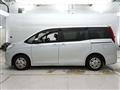 2016 Toyota Noah