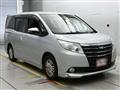 2016 Toyota Noah