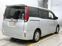2016 Toyota Noah