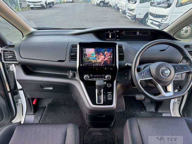 2017 Nissan Serena