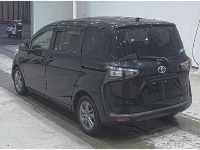 2017 Toyota Sienta
