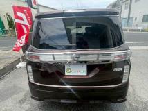 2014 Nissan Elgrand