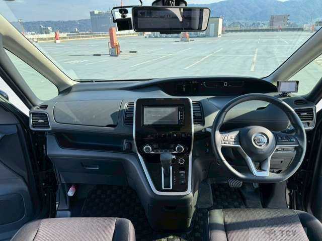 2017 Nissan Serena