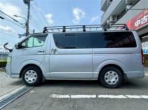 2013 Toyota Hiace