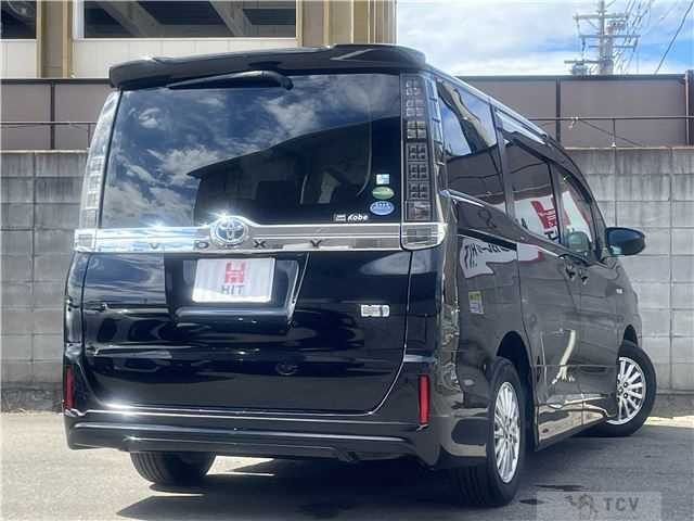 2014 Toyota Voxy