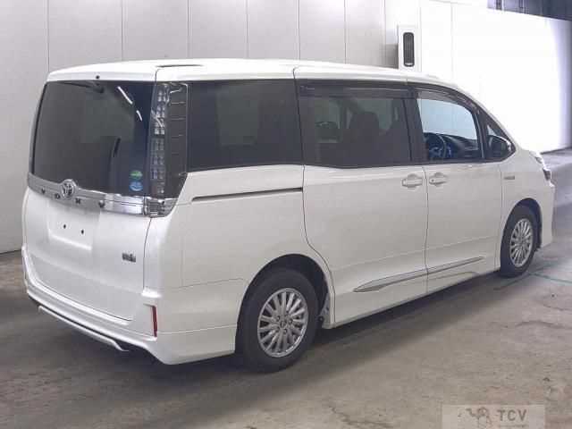 2015 Toyota Voxy