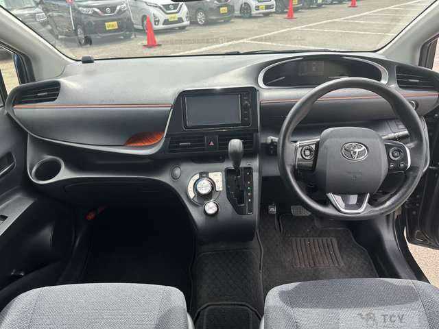 2015 Toyota Sienta