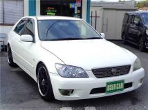 2004 Toyota Altezza