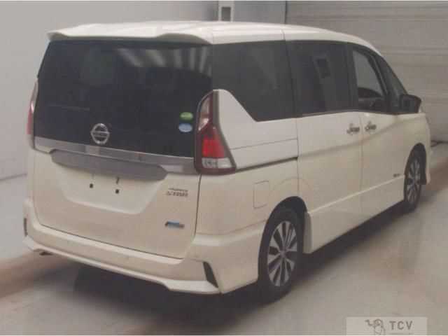 2017 Nissan Serena
