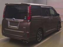 2014 Toyota Noah