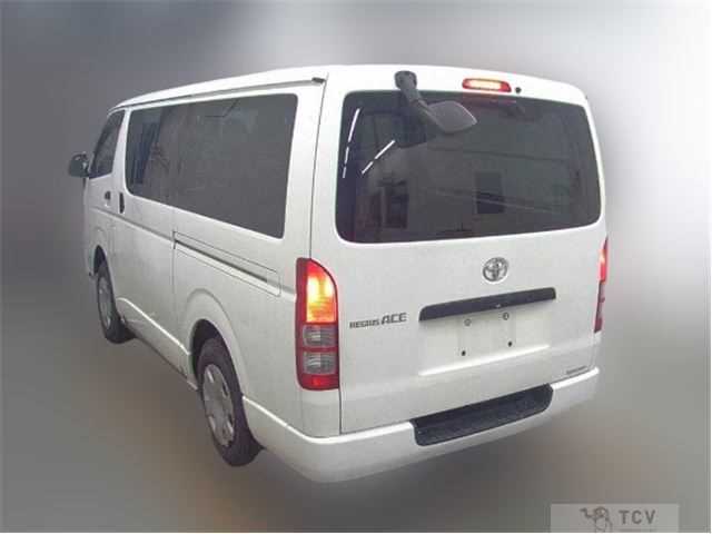 2012 Toyota Hiace