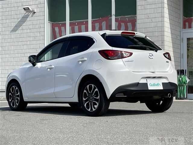 2015 Mazda Demio