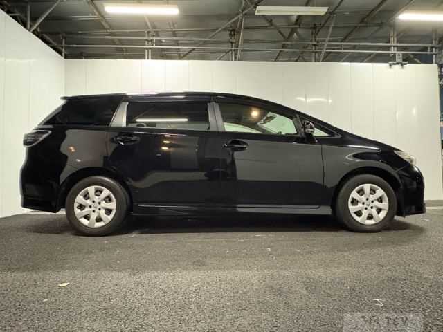 2015 Toyota Wish