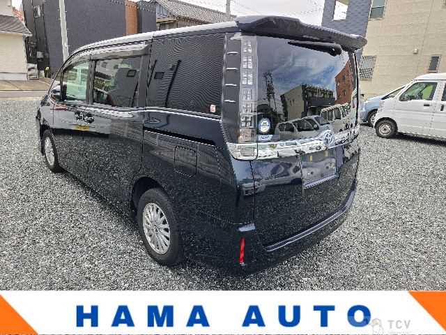 2014 Toyota Voxy