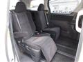 2012 Toyota Alphard