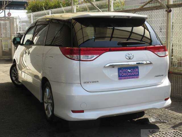 2010 Toyota Estima