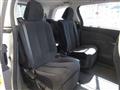2010 Toyota Estima