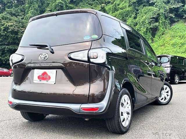 2015 Toyota Sienta